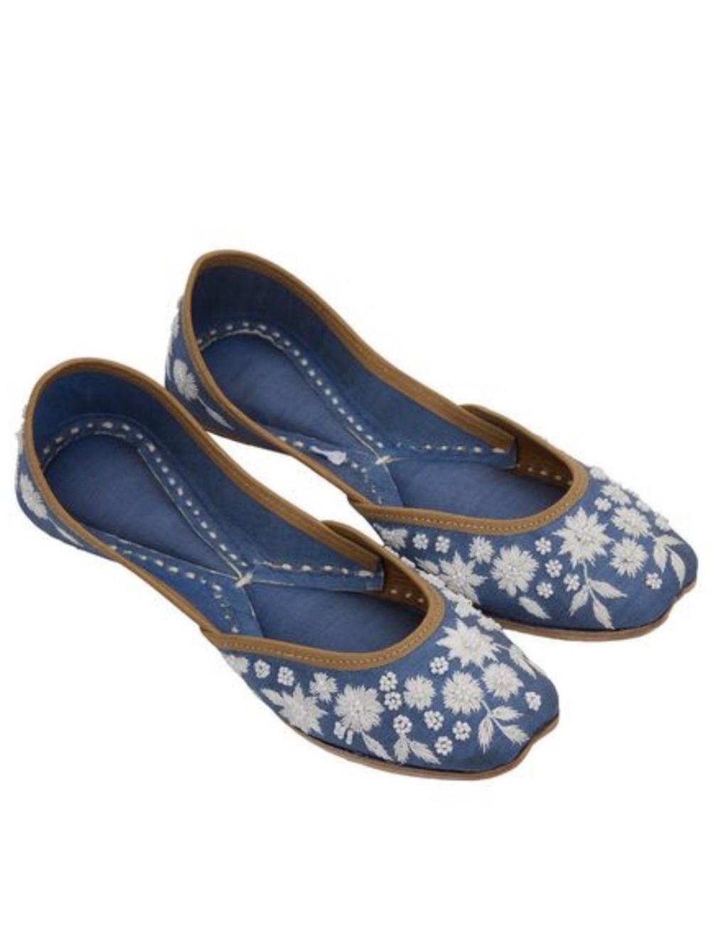 NWT artisanal embroidered blue floral flats from Pode